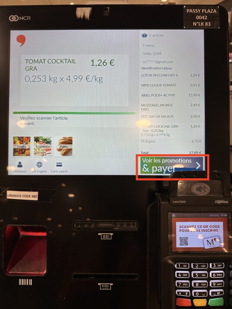 フランスのスーパーMONOPRIXのセルフレジ画面